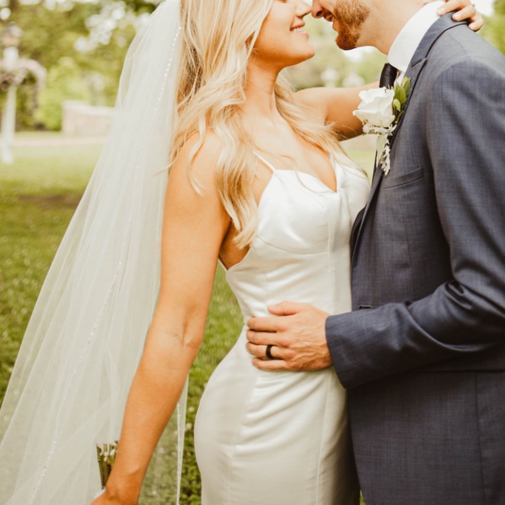 Simple bridal veil